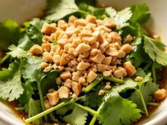 香菜是抗炎的一把好手，中医专家：香菜吃对了很养人